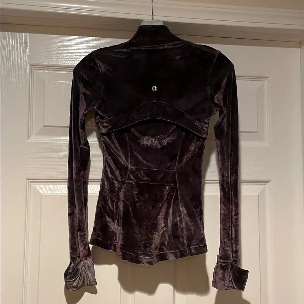 lululemon athletica Velvet Jacket in Dark Purple